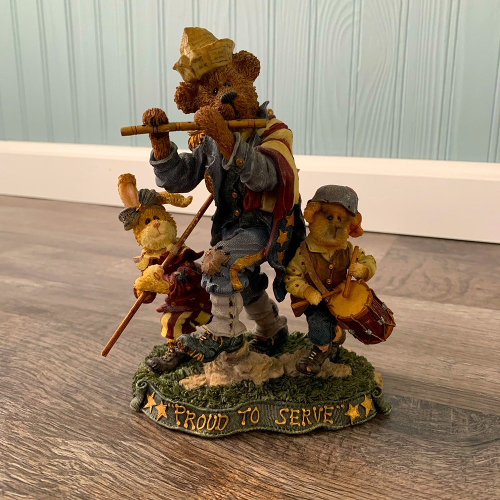 Boyd’s Bear - Proud to Serve Bear Figurine